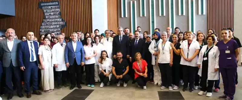 Sağlık Bakanı Kemal Memişoğlu, Hatay'da Ziyaretlerde Bulundu