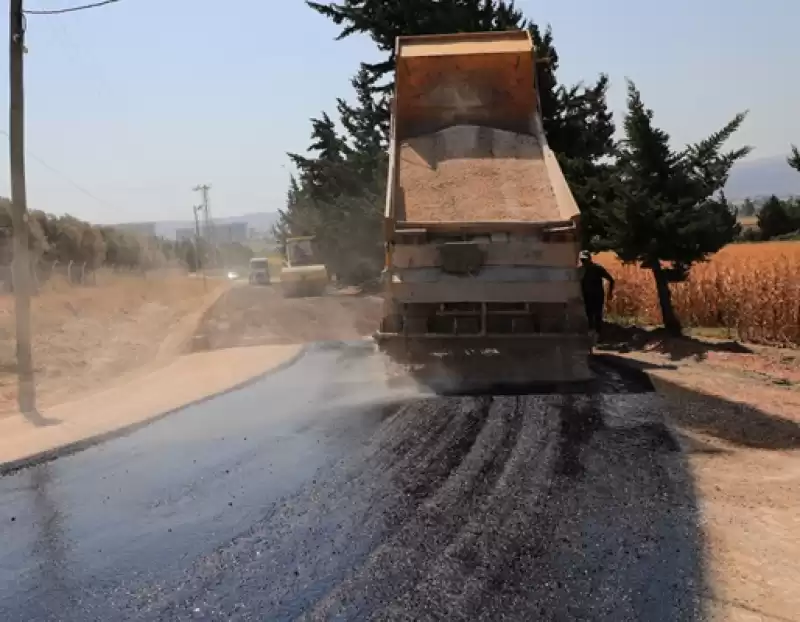 Akçaova Mahallesi’nin Yolu Tamamlandı HBB Yol çalışmalarında Hız Kesmiyor