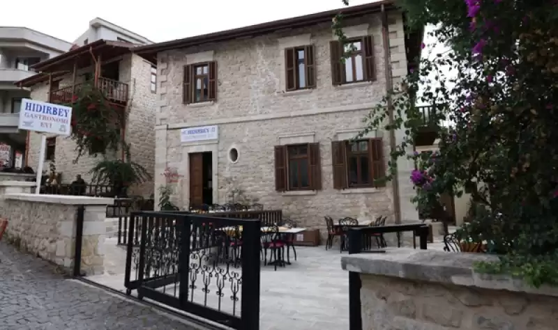 Musa Ağacının Gölgesinde Eşsiz Tatlar Hıdırbey Gastronomi Evi Yeniden Faaliyette