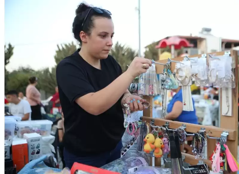 Hatay'da Ev Ekonomisine Katkı Sağlamak Amacıyla Kermes Düzenlendi