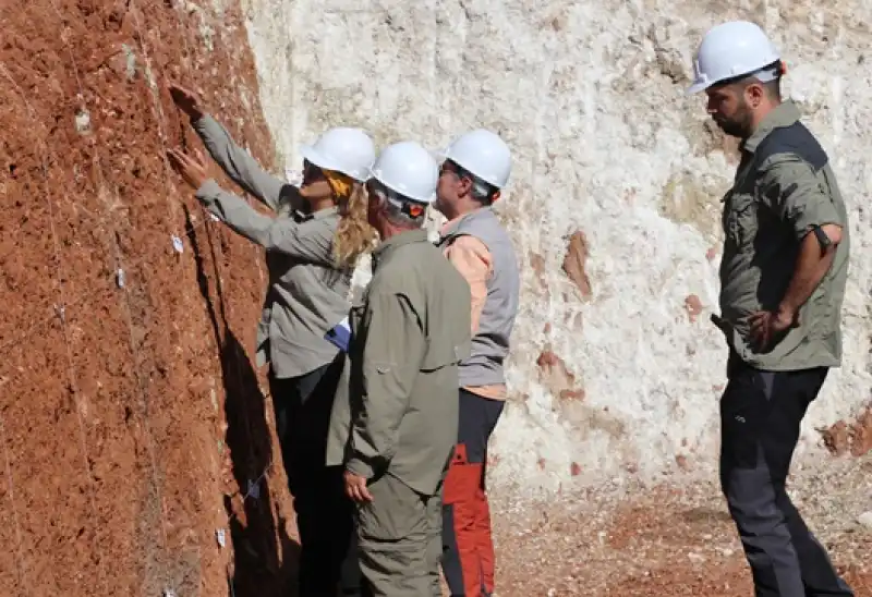 Hatay'da 6 Şubat Depremlerinin Ölü Deniz Fay Zonu'na Etkisi Inceleniyor