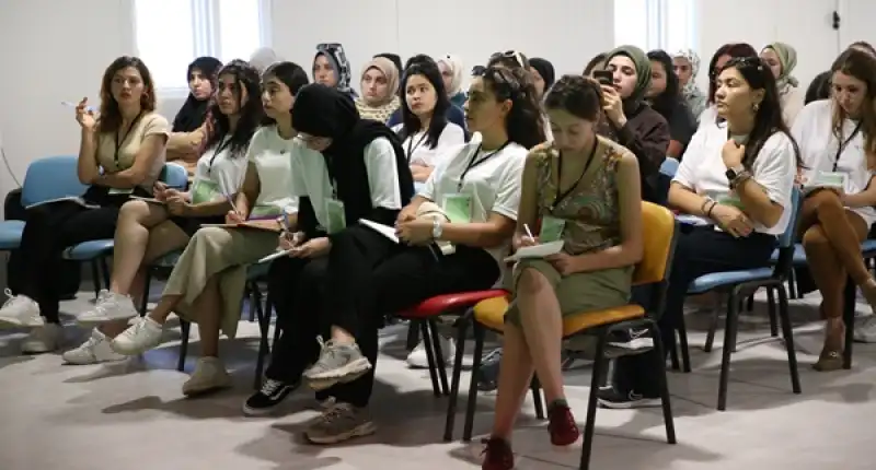 Hatay'da Ekolojik Ve Sürdürülebilir Tarım Gençlik Kampı Sürüyor