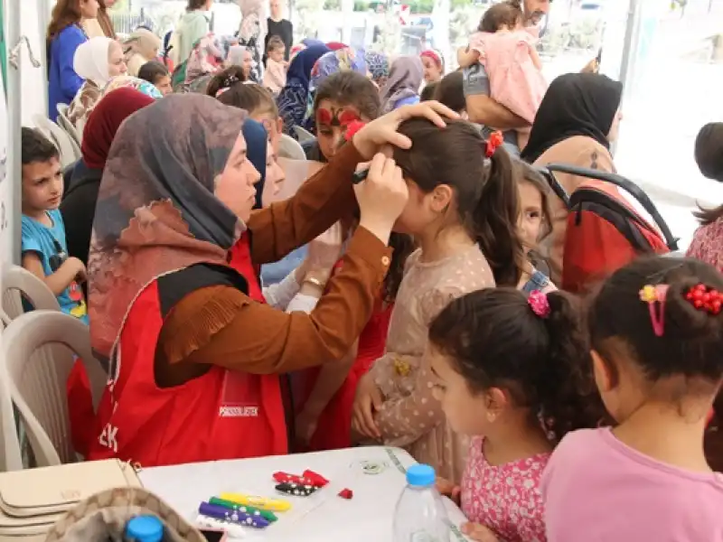 Altınözü'nde Çocuk Şenliği Düzenlendi