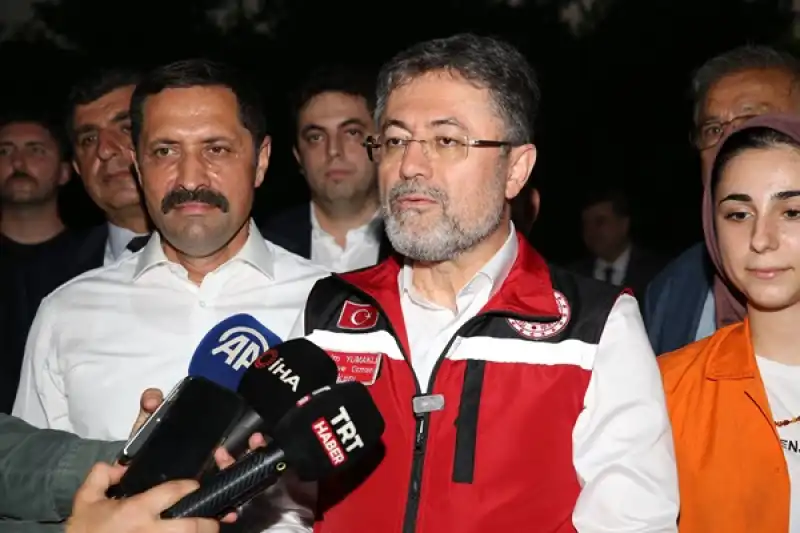 Tarım Ve Orman Bakanı İbrahim Yumaklı, Hatay'da Narenciye Hasadına Katıldı