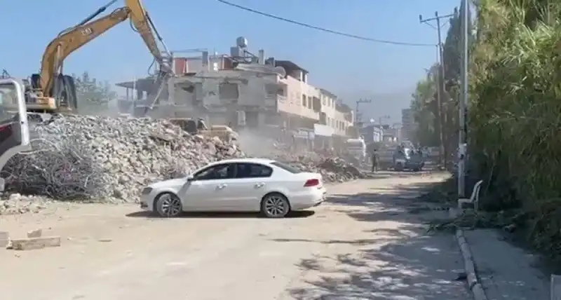 İskenderun Karaağaç Yolu Kapalı, Vatandaşlar Mağdur