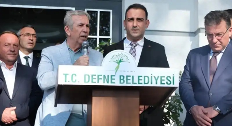 Ankara Büyükşehir Belediye Başkanı Mansur Yavaş’tan Defne Belediyesi’ne Ziyaret