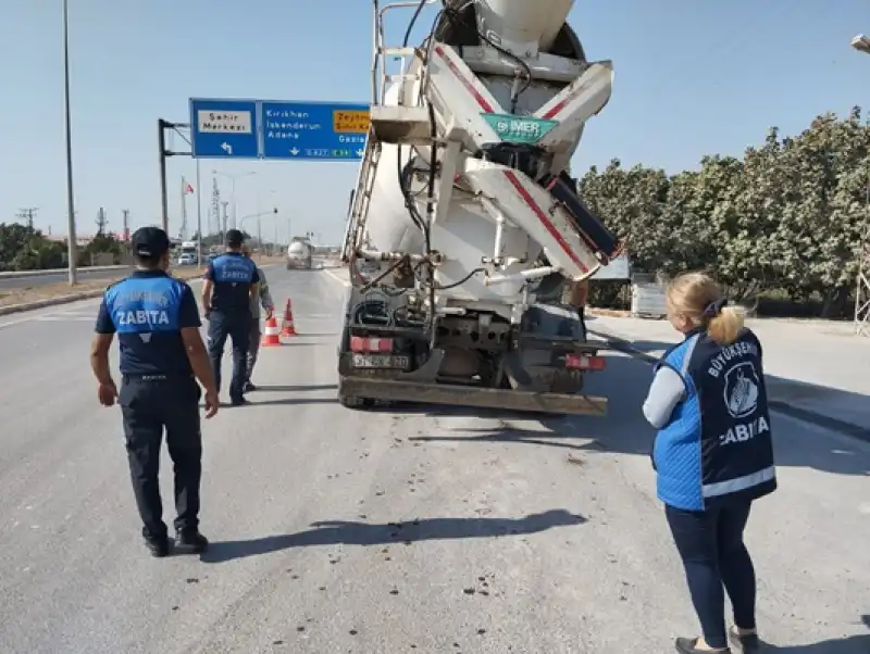 Öntürk Mikser şoförünü Ve Firmaları Uyardı! Çevre Kirliliğine Izin Vermem”