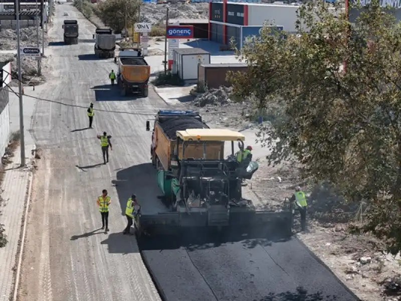 Küçük Sanayi Sitesi Yolu Asfaltlandı Öntürk Sanayi Esnafının Sorunlarına Duyarsız Kalmadı