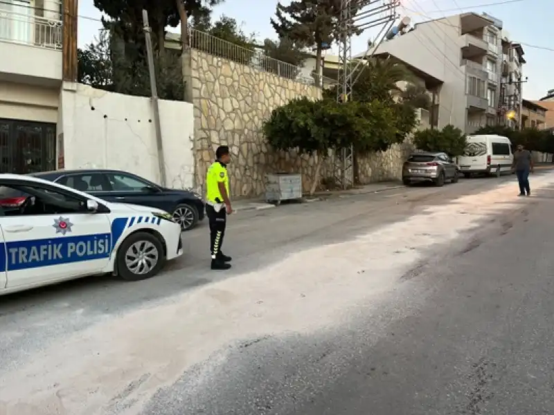 Hatay'da Yola Yağ Akıtan Kamyon şoförüne Ceza Kesildi