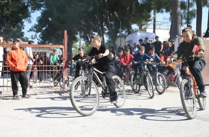 Hatay'da öğrenciler TUSAŞ'a Yapılan Terör Saldırısını Pedal çevirerek Kınadı 