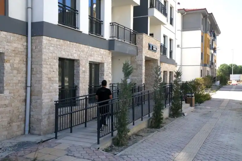 Hatay'da Depremzedeler Yeni Konutlarına Yerleşiyor 