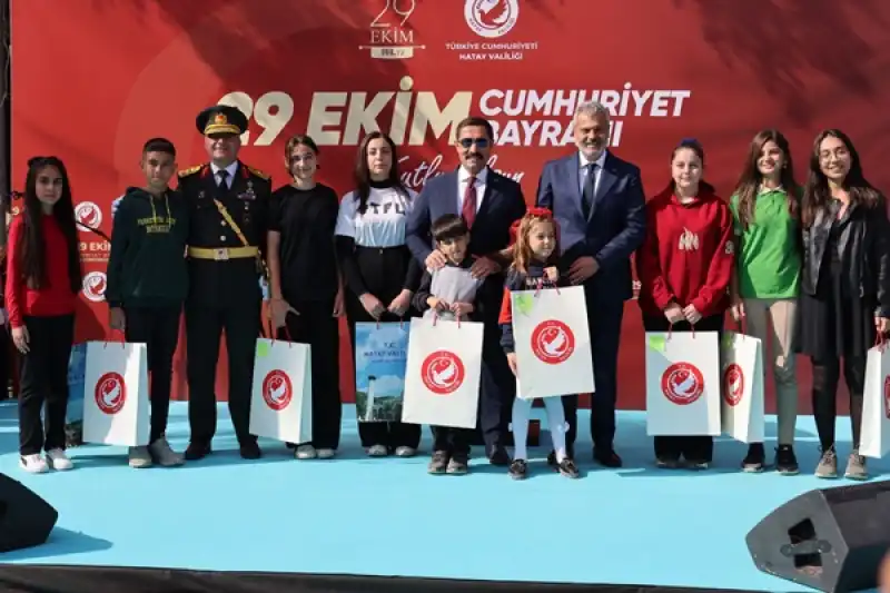 Öntürk, Bayram Coşkusunu Hemşehrileriyle Paylaştı