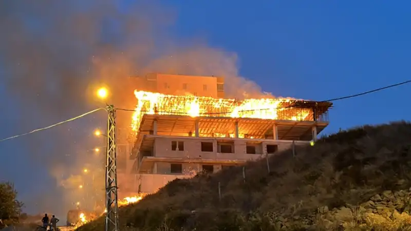 Hatay'da Inşaatta çıkan Yangın Söndürüldü 