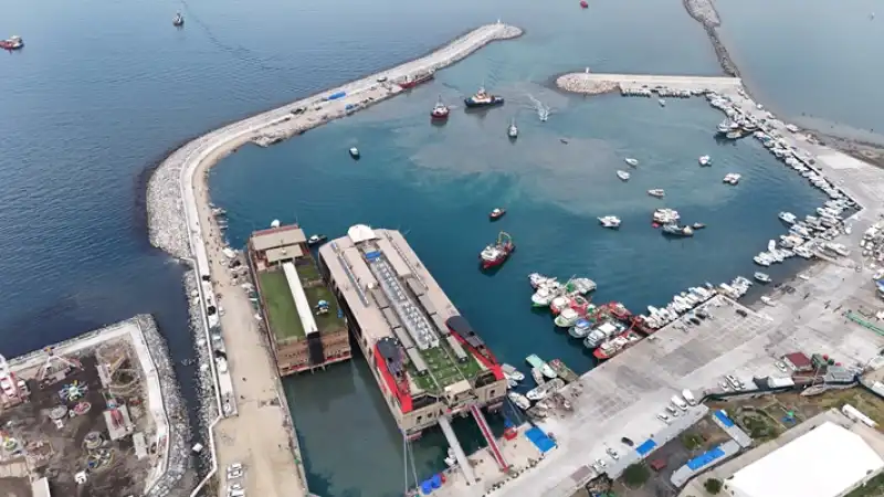 Hatay'da Depremzedelere Geçici Yuva Olan Gemi Olası Afetler Için Hazır