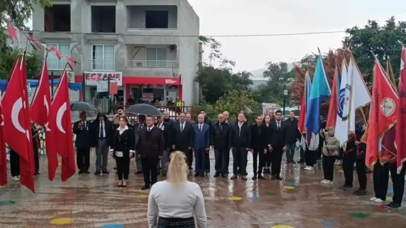 Samandağ Ilçesinde De Öğretmenler Günü Kutlandı