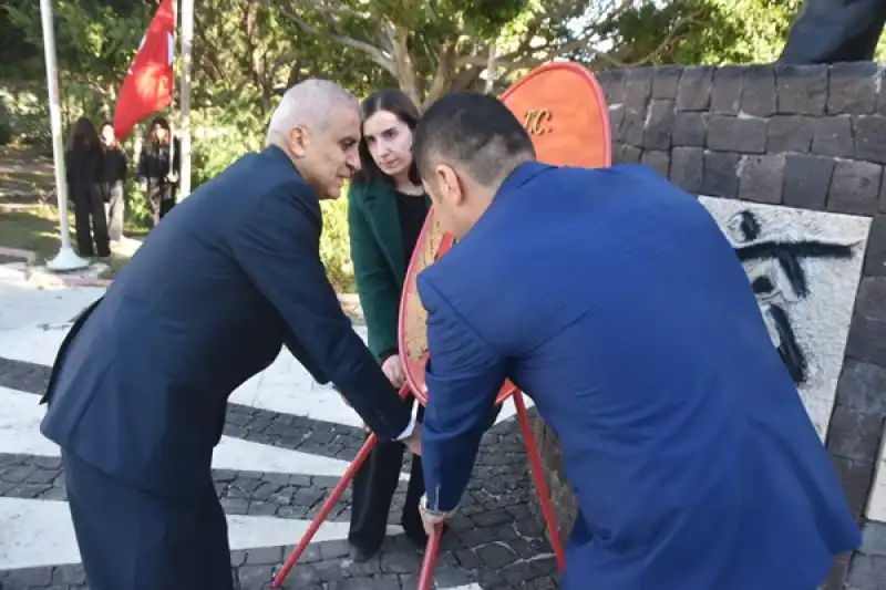 Samandağ Ilçesinde De Öğretmenler Günü Kutlandı