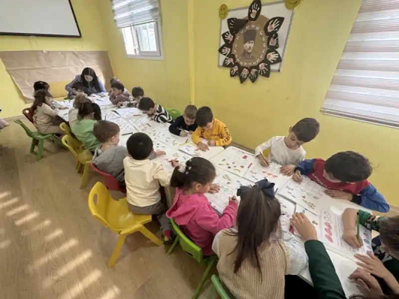 Depremde ölen Esra öğretmenin Yarım Kalan Anaokulu Hayalini Kardeşi Yaşatıyor