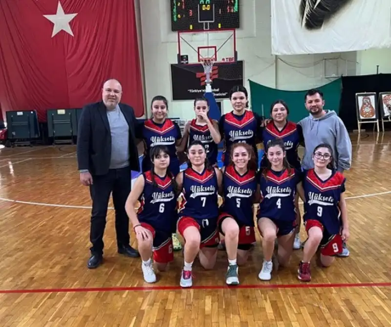 Uğur Anadolu Lisesi Genç Kızlarda Hatay şampiyonu