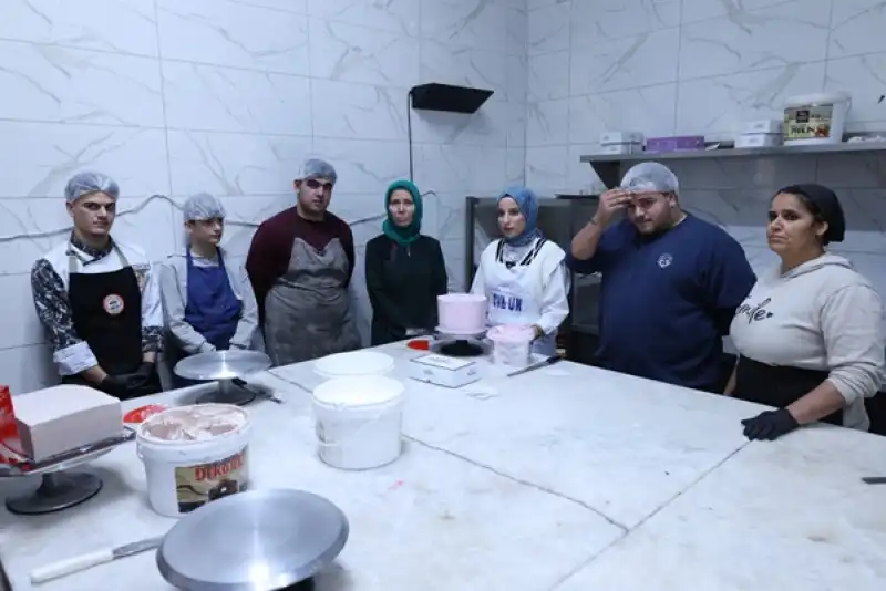 Hakim Projesi Hatay’a Umut Olmaya Devam Ediyor “yaş Pasta Yapımcısı” Kursu Başladı