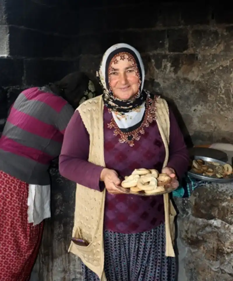 Köy Kahkesine Sahip Çıkıyorlar: Gelenek Yaşıyor