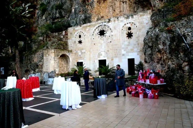 Hatay Antakya’da St. Pierre Kilisesi'nde Noel Ayini Yapıldı