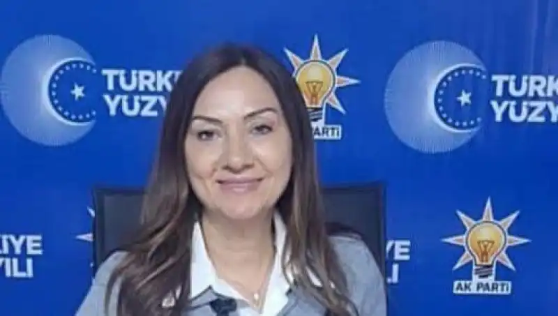 AK Parti Defne Kadın Kolları Başkanlığına Aysel Barutçu Getirildi