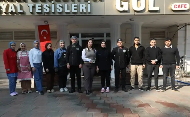 Hakim Projesi Kapsamında Kurslar Devam Ediyor Reyhanlı’da Aşçı Yardımcılığı Eğitimi Başladı