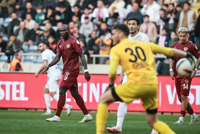 Hatayspor’u Gelen Yeniyor, Giden Yeniyor 1-2