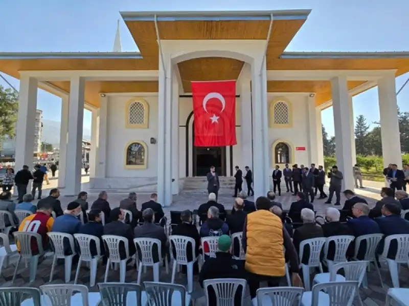 Hacı Sabahat Karatoyuk Camii Ve Kur'an Kursu Dualarla Açıldı