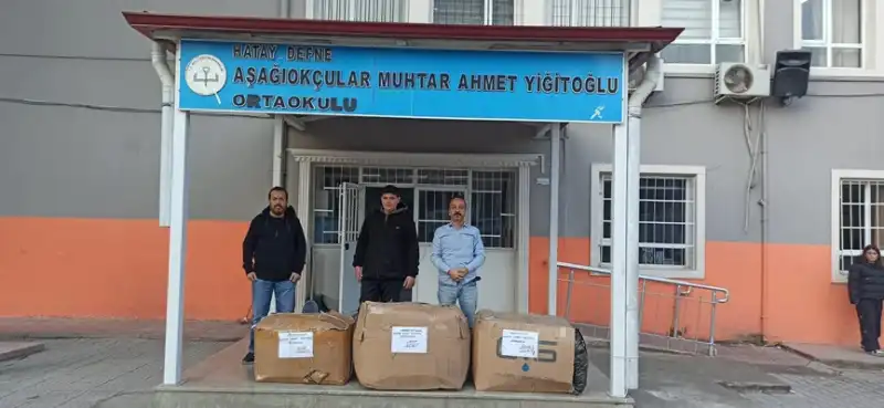 Hataylı Depremzede Öğretmenden Anlamlı Yardım Kampanyası