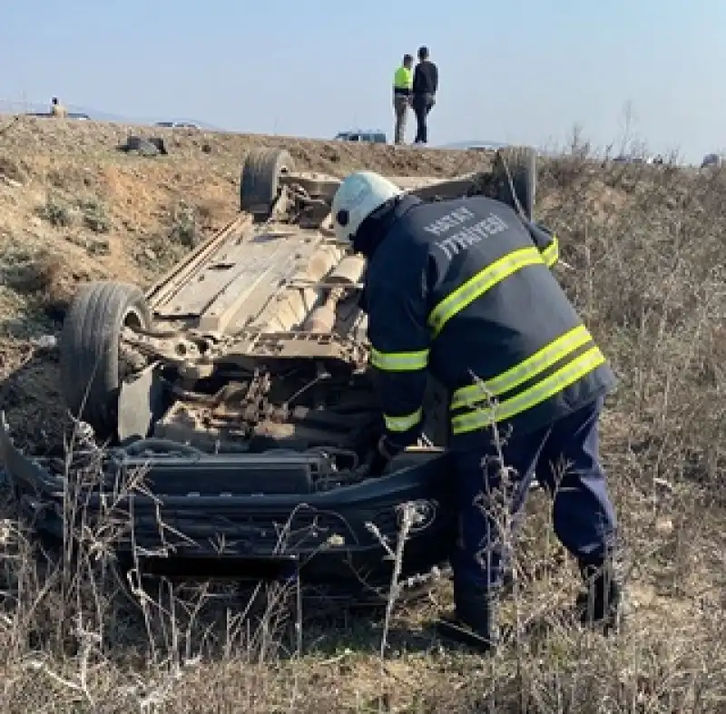 Hatay'da 2 Otomobil Ve 1 Motosikletin çarpıştığı Kazada 1 Kişi öldü, 8 Kişi Yaralandı