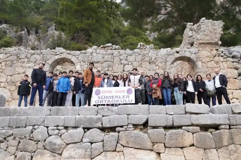 Sümerler Ortaokulu Öğrencileri, Finike Turu Yaptılar 