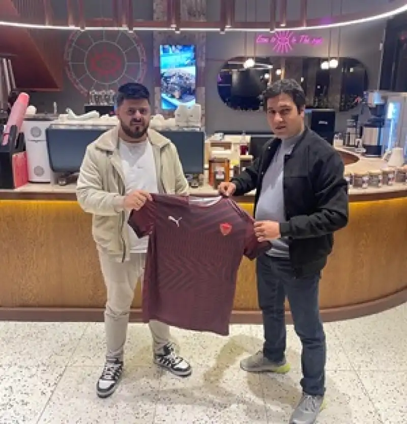 Mehmet Kuday’dan Hatayspor Taraftarlarına Forma Jesti