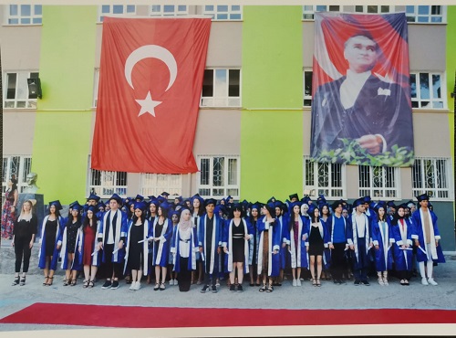 Antakya Atatürk Anadolu Lisesi ilk mezuniyet sevincini yaşadı