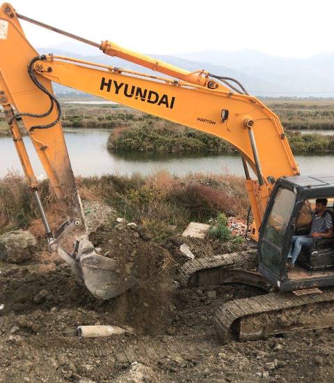 Kaymakam Çöp Aktarım Merkezi kuruyor