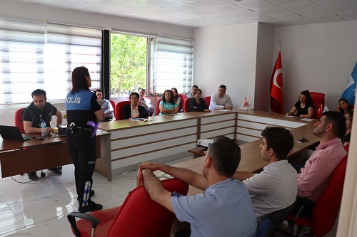 Emniyetten İŞKUR personeline seminer