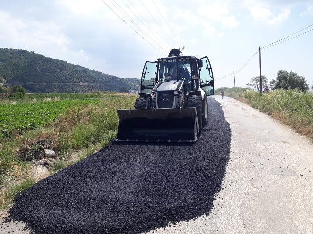 Antakya Belediyesi ekipleri Tahtaköprü de