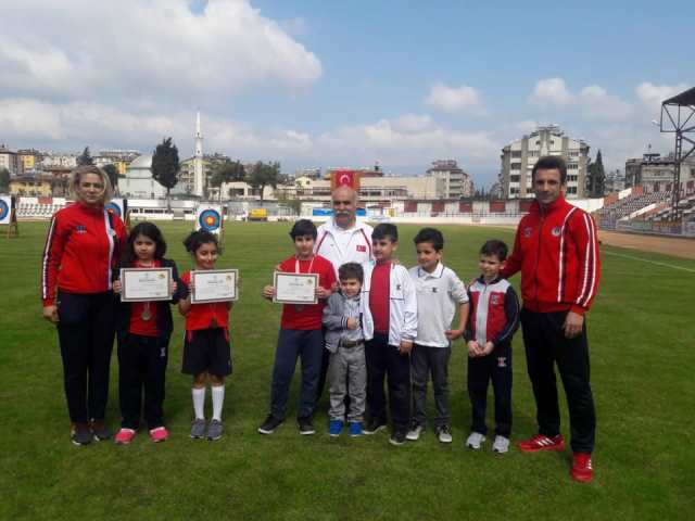 Şampiyonlar yine TED Hatay Kolejinden