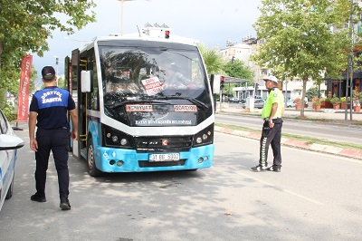 Toplu taşımalarda kapılar kapalı klimalar açık olacak