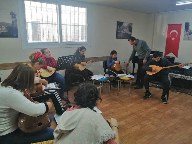 Antakya Belediyesinin kültür ve sanat kursları sürüyor