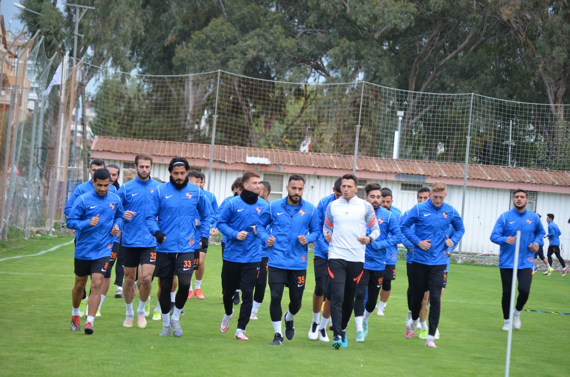 İskenderunspor gözünü Kuşadasıspor maçına dikti