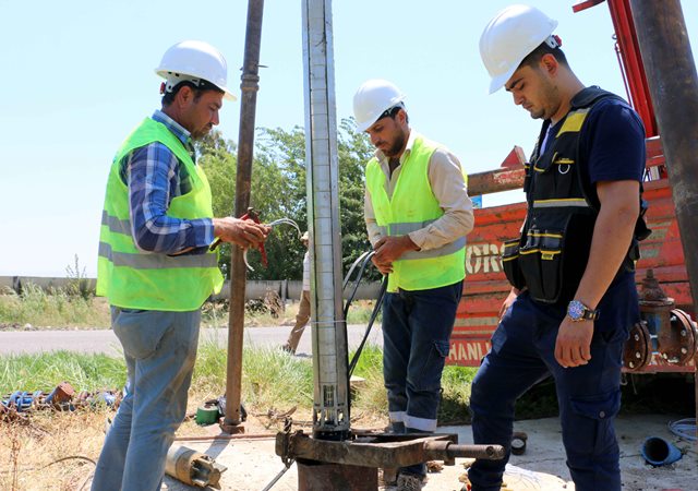 Bohşin de arızalanan dalgıç pompası yenilendi