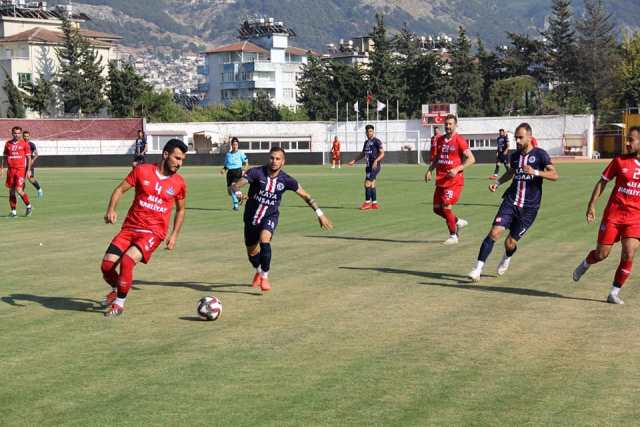 Antakya Belediyespor liderliğe yükseldi