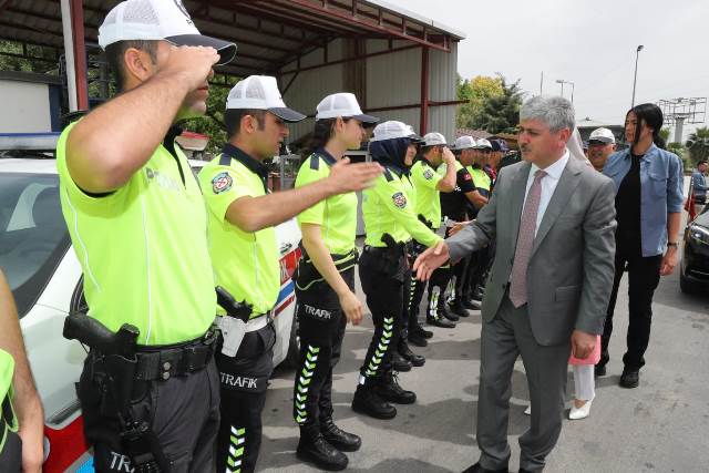 Vali Doğan Emniyet Mensupları ile bayramlaştı