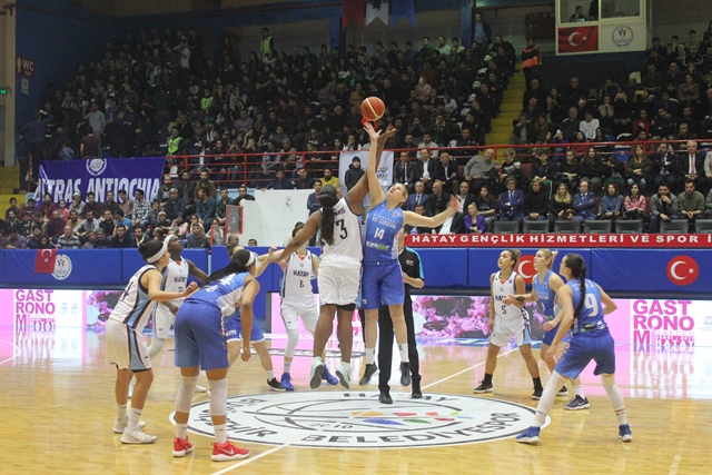 Hatay Büyükşehir Belediyespor çeyrek finalde