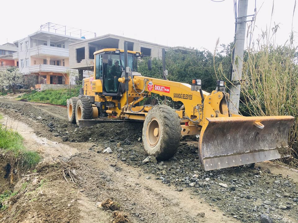 Samandağ Belediyesi ekipleri hafta sonu da çalıştı