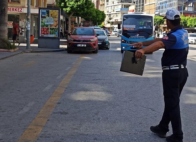 HBB zabıtasından dolmuşçulara denetim