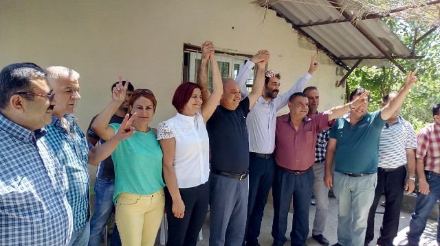 HDP Hatay Milletvekili adayları alanda çalışıyor