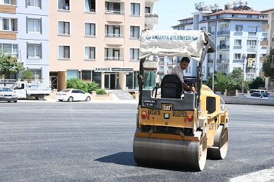 Kent genelinde oluşan arızalara müdahale sürüyor