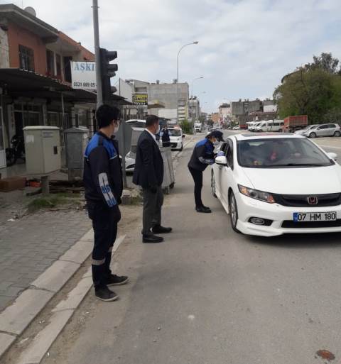 Samandağ belediyesi ücretsiz maske dağıtımına başladı 